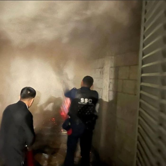 Controlan incendio en inmediaciones del Centro Comercial Santa Fe, en Álvaro Obregón