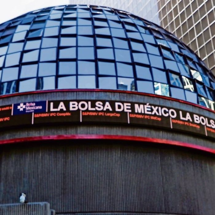 Fibra Park Life debuta en la Bolsa Mexicana como la primera Fibra especializada en vivienda de renta