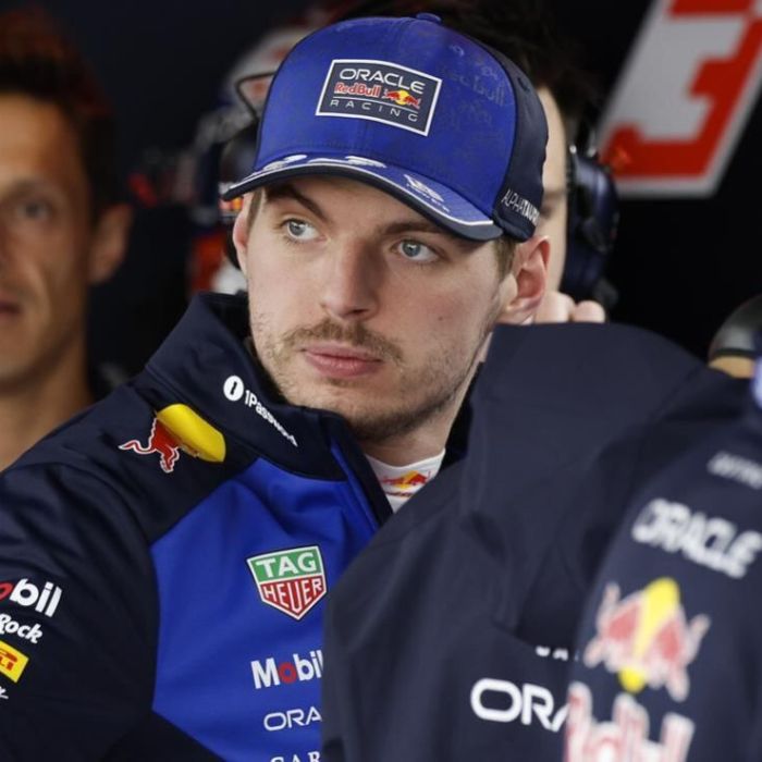 Kimi Antonelli gana el Gran Premio de Japón en Suzuka; no se hallaron fuentes públicas que confirmen retiro de Max Verstappen