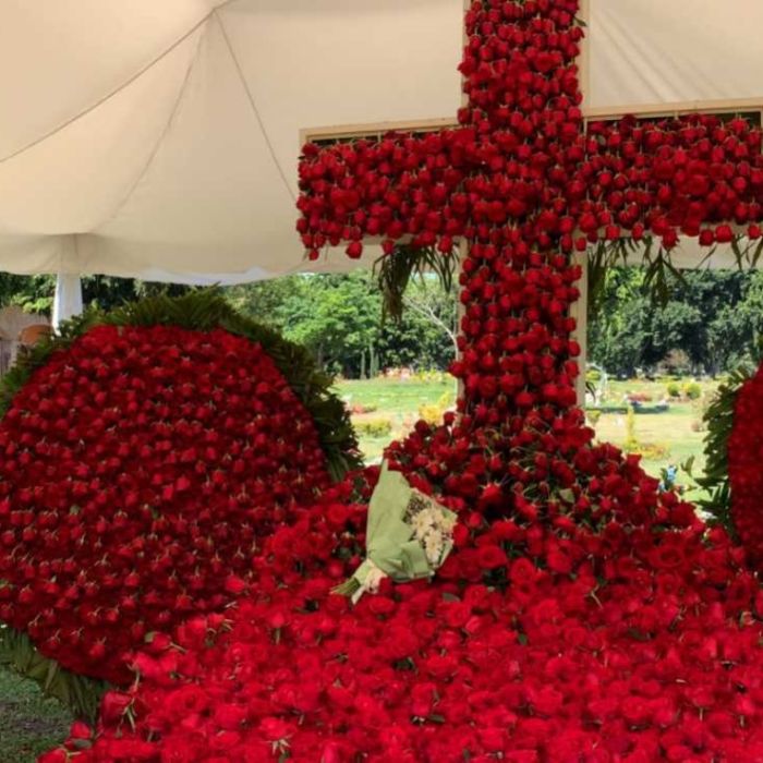 La tumba de ‘El Mencho’ en Zapopan atrae visitas y ofrendas