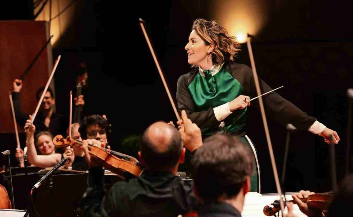 alondra-de-la-parra-regresa-a-mexico-bellas-artes-gershwin-la-vida-en-azul-y-un-estreno-de-gabriela-ortiz-en-paax-gnp