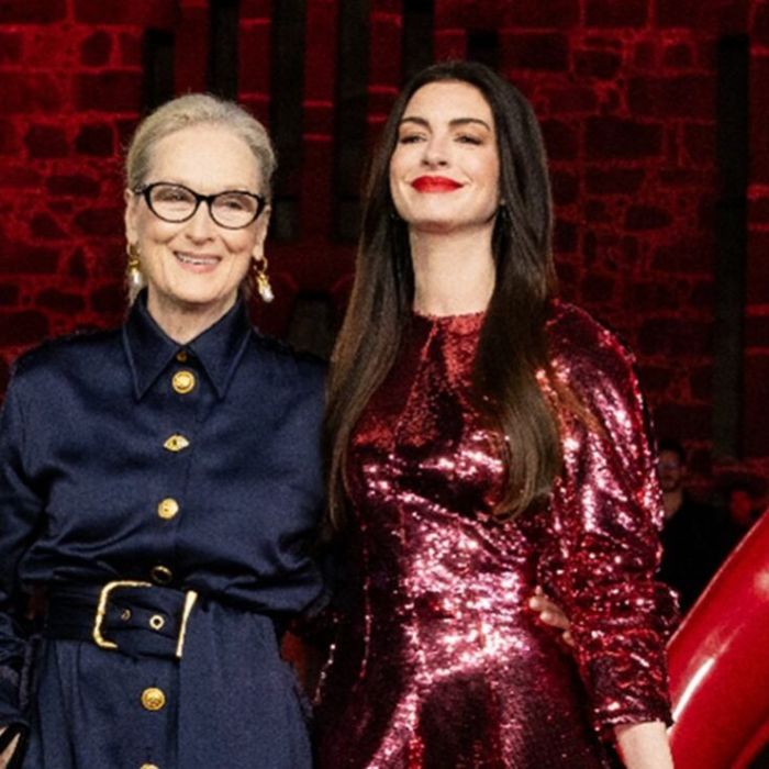 Anne Hathaway y Meryl Streep bailan cumbia de Los Ángeles Azules durante su visita a la CDMX
