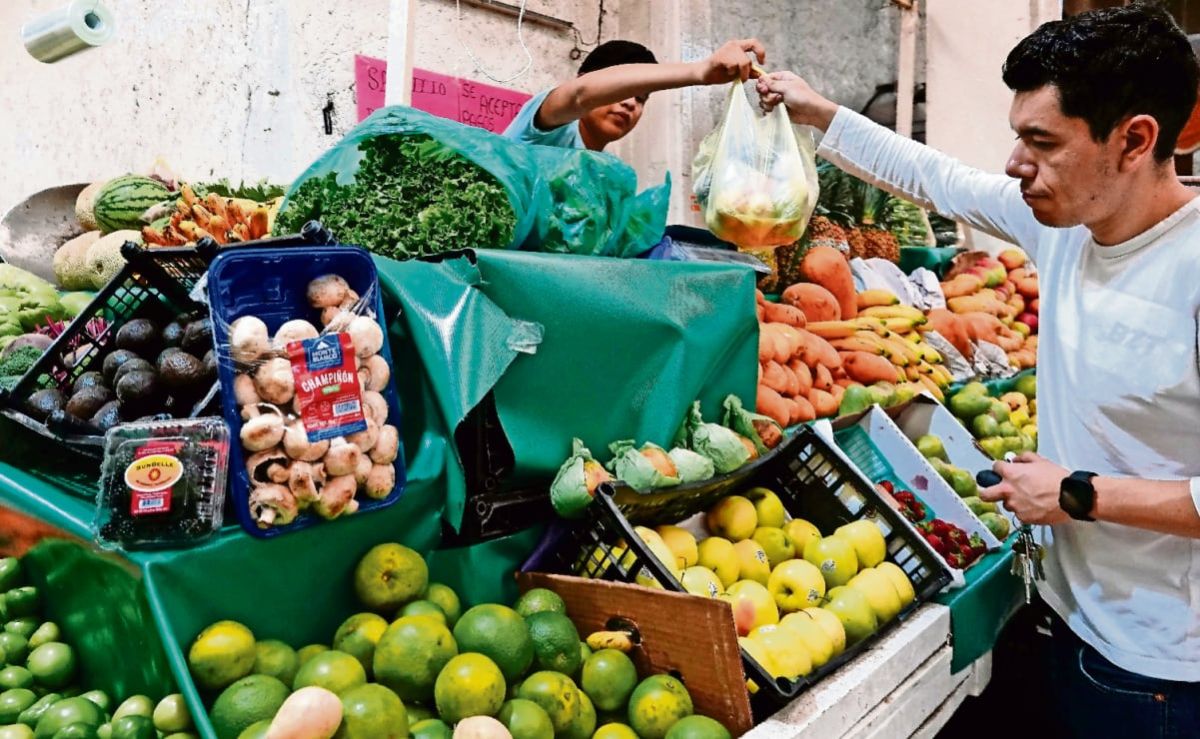 encuesta-de-banxico-analistas-elevan-expectativas-de-inflacion-para-2026-y-recortan-pronostico-de-pib