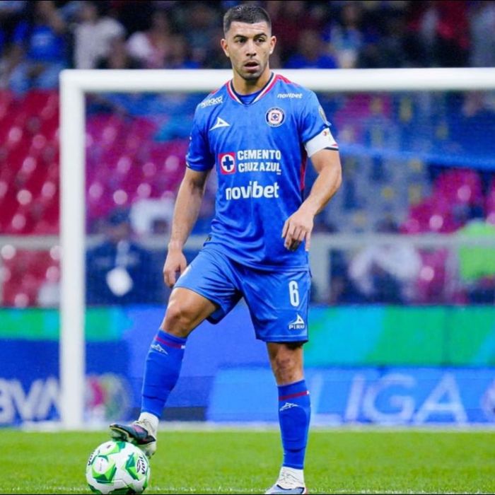 Erik Lira se despide de la afición de Cruz Azul; no descarta salir a Europa