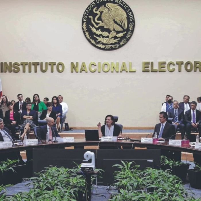 INE declara improcedente retirar dos promocionales del PRI contra Morena y Samuel García