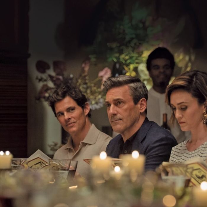 Jon Hamm regresa en Your Friends & Neighbors: una comedia negra sobre estatus y desigualdad