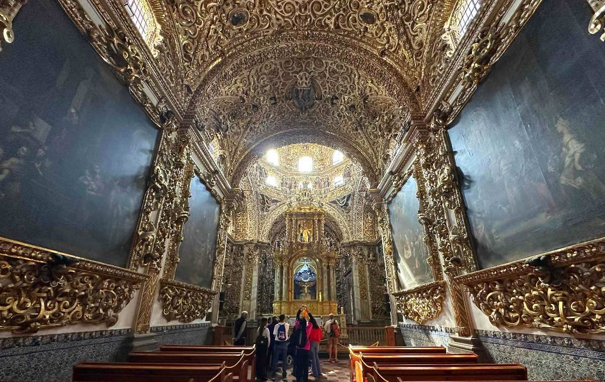 la-capilla-del-rosario-de-puebla-entrar-en-un-relicario-de-oro-del-barroco-novohispano