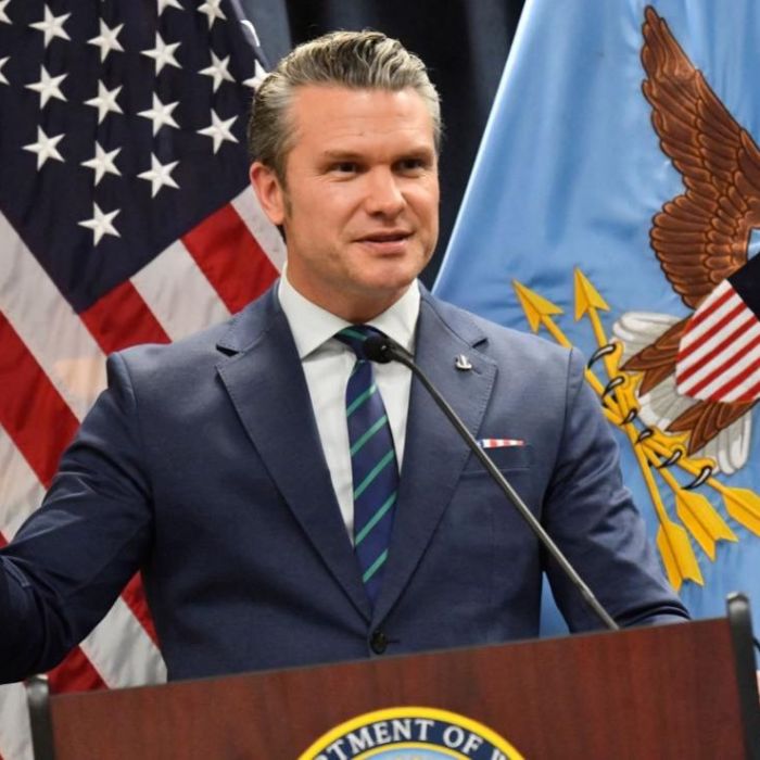 Pete Hegseth pide la salida inmediata del Jefe de Estado Mayor del Ejército, Gen. Randy George