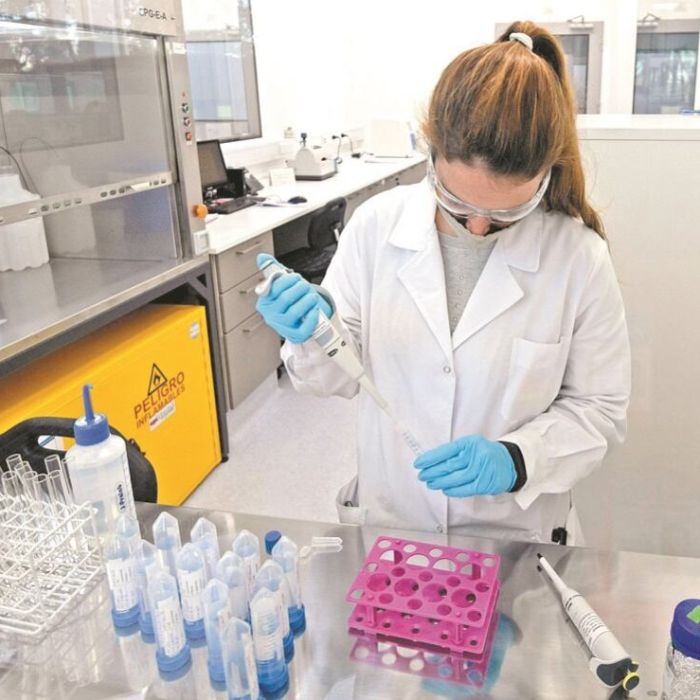 Pocas mujeres en STEM: diagnóstico del IMCO y Movimiento STEM+ sobre participación y salarios