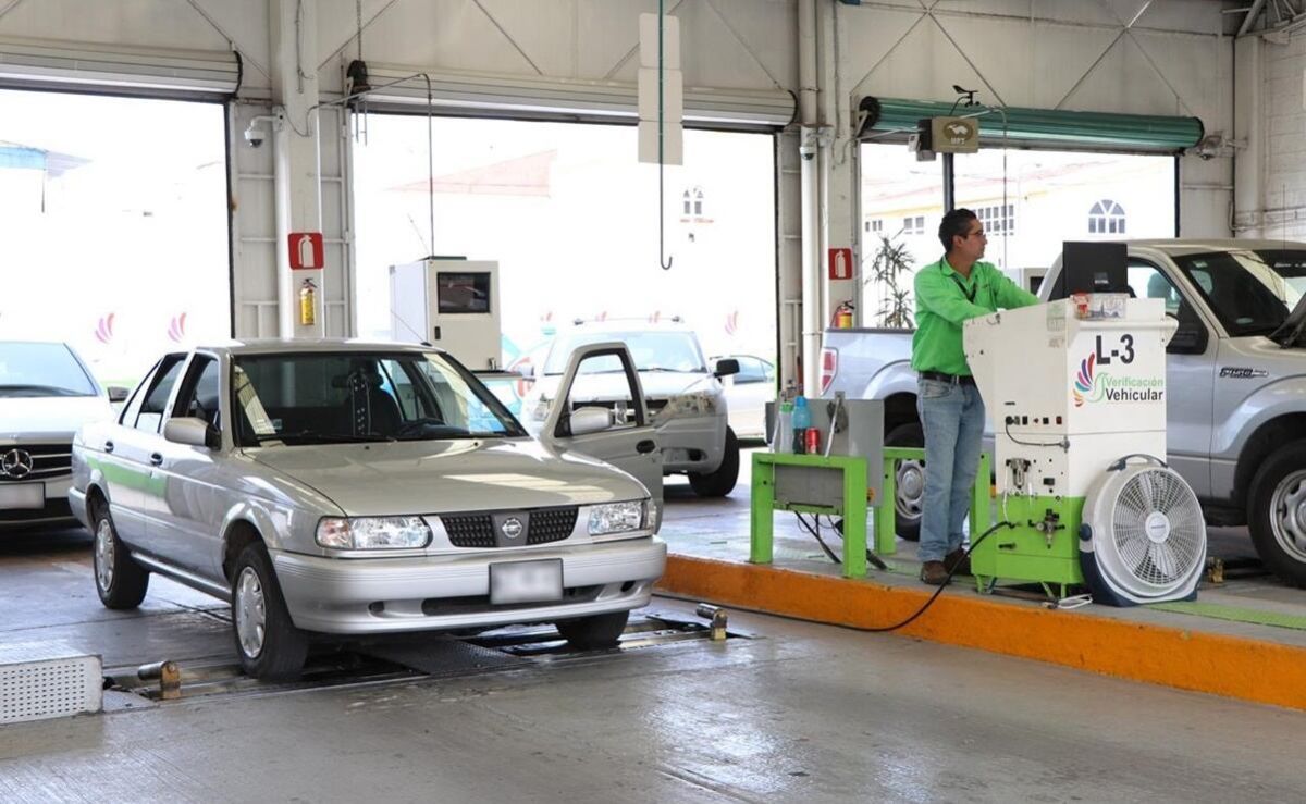 que-carros-deben-verificar-en-abril-de-2026-en-cdmx-y-edomex-y-como-cumplir-el-tramite
