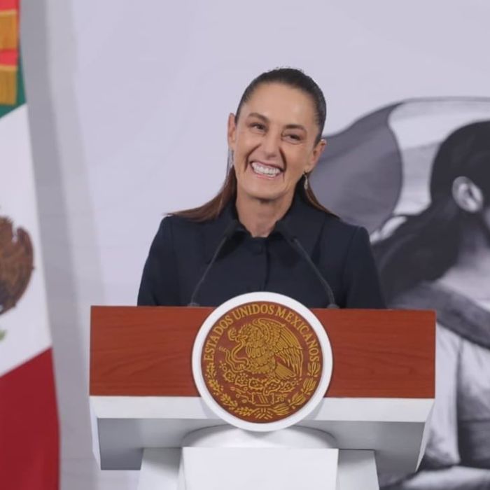 Sheinbaum defiende al AIFA y celebra la reactivación de Mexicana de Aviación