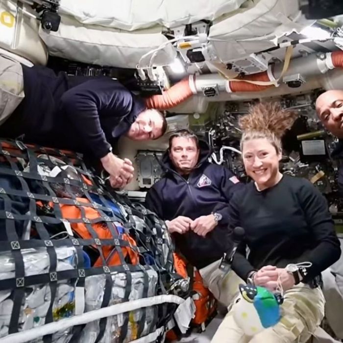 Tripulación de Artemis II reporta sueño reparador a bordo de la cápsula Orión