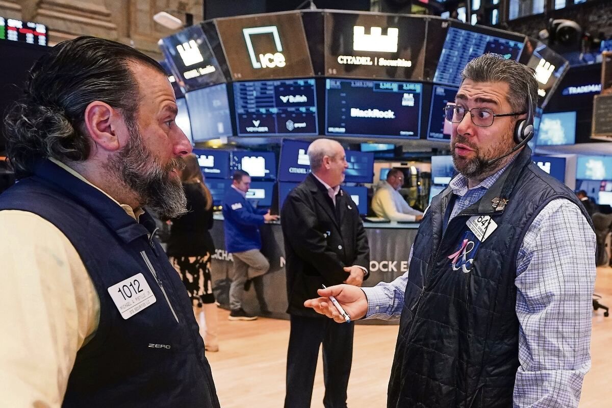 trump-anuncia-que-seguira-atacando-a-iran-bolsas-caen-y-el-petroleo-supera-los-us100