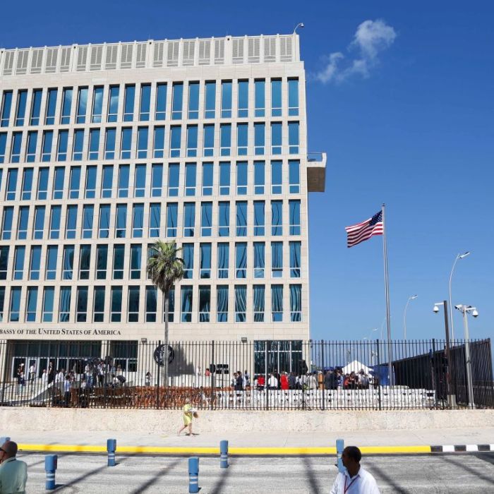 Canciller cubano afirma que el bloqueo energético de EE. UU. dejó a 100,000 pacientes a la espera de cirugía