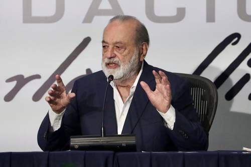 Carlos Slim anuncia inversión de 5,000 mdd para 2026 y critica recorte de Moody’s