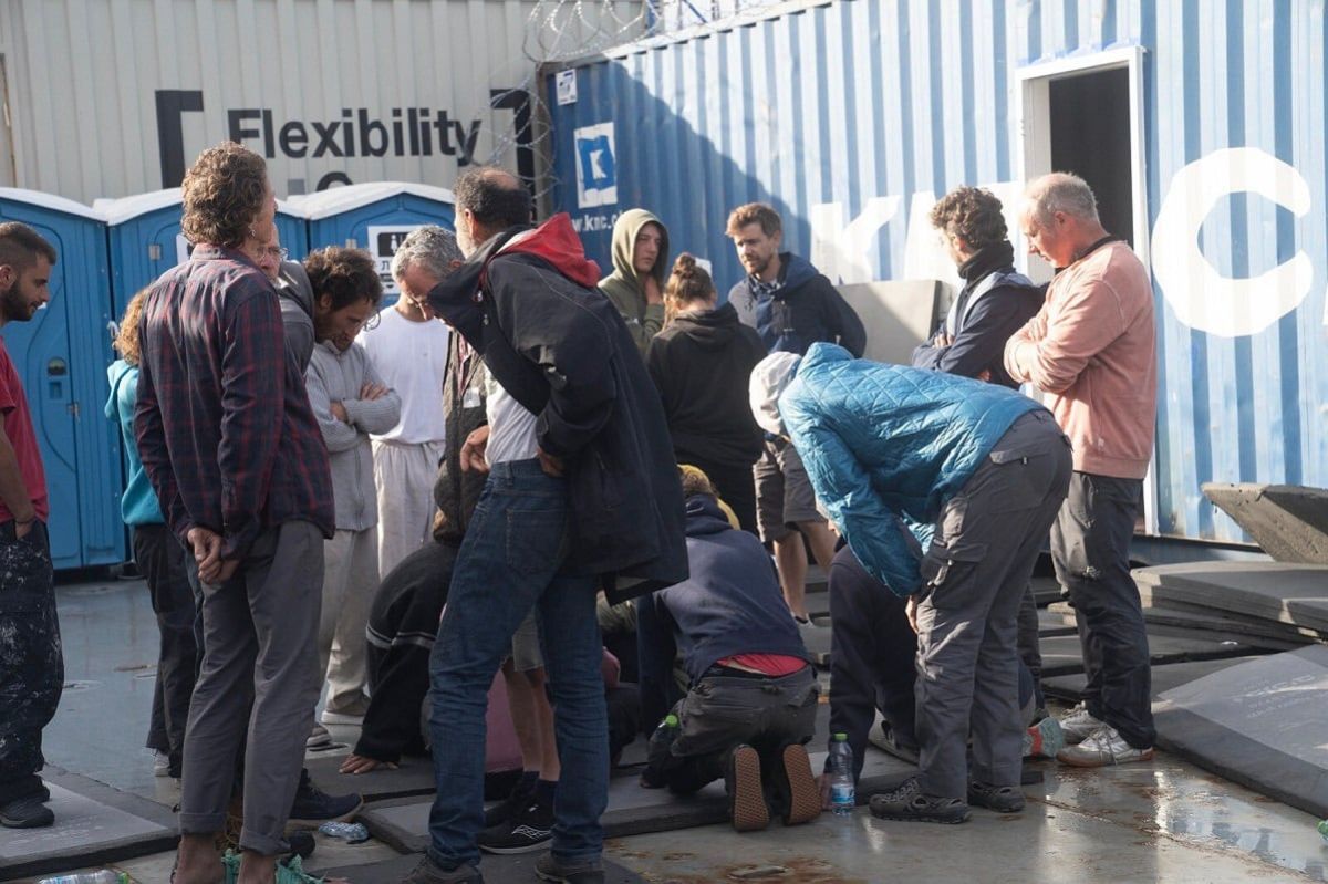 israel-inicia-la-deportacion-de-los-activistas-de-la-flotilla-global-sumud-tras-su-detencion
