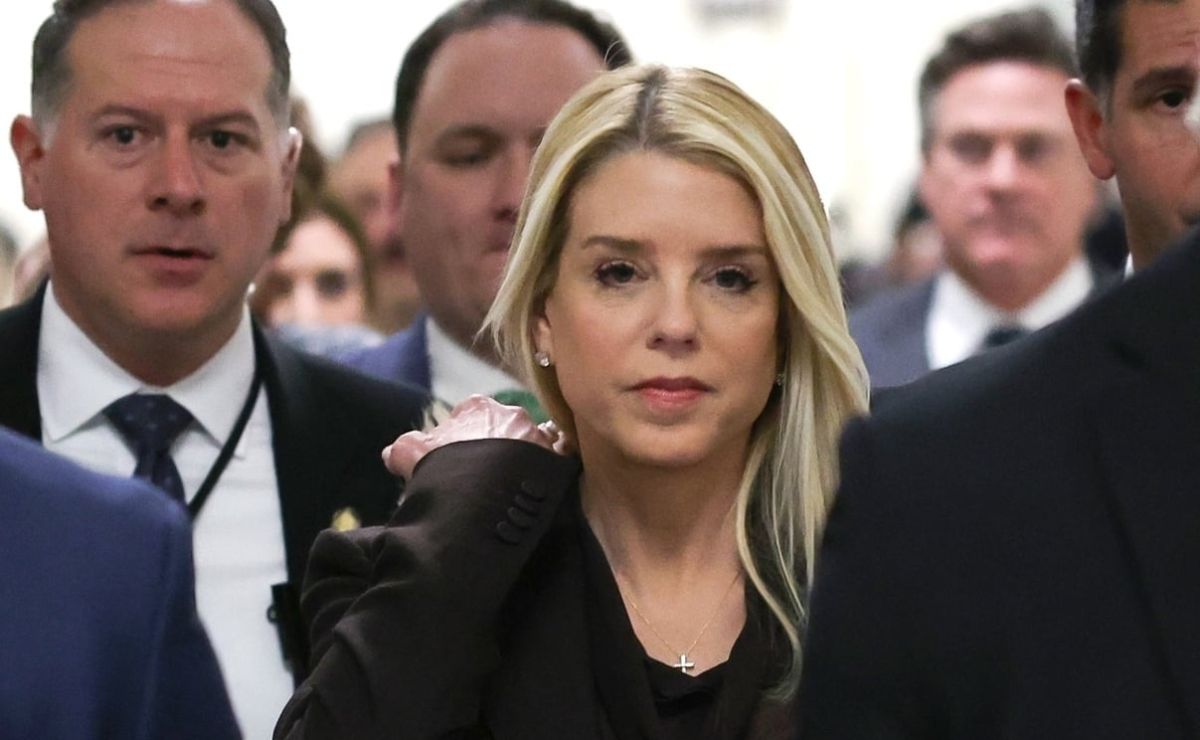 pam-bondi-testifica-ante-el-congreso-de-ee-uu-por-los-archivos-de-jeffrey-epstein