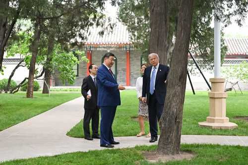 Trump advierte a Taiwán que no declare la independencia tras su reunión con Xi en Pekín
