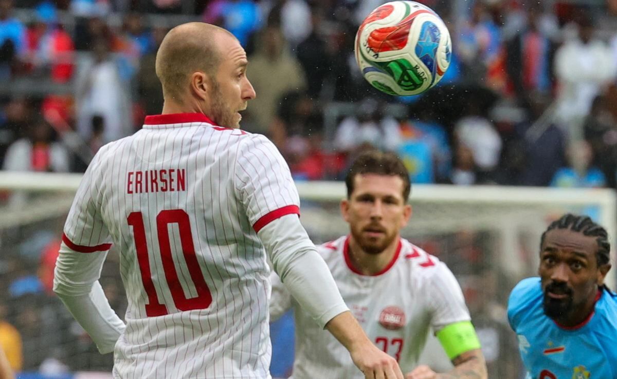christian-eriksen-se-desploma-en-amistoso-entre-dinamarca-y-ucrania-esta-consciente