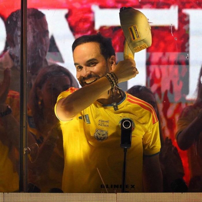 Juez ordena a Abelardo de la Espriella abstenerse de usar la camiseta de la Selección Colombia en su campaña