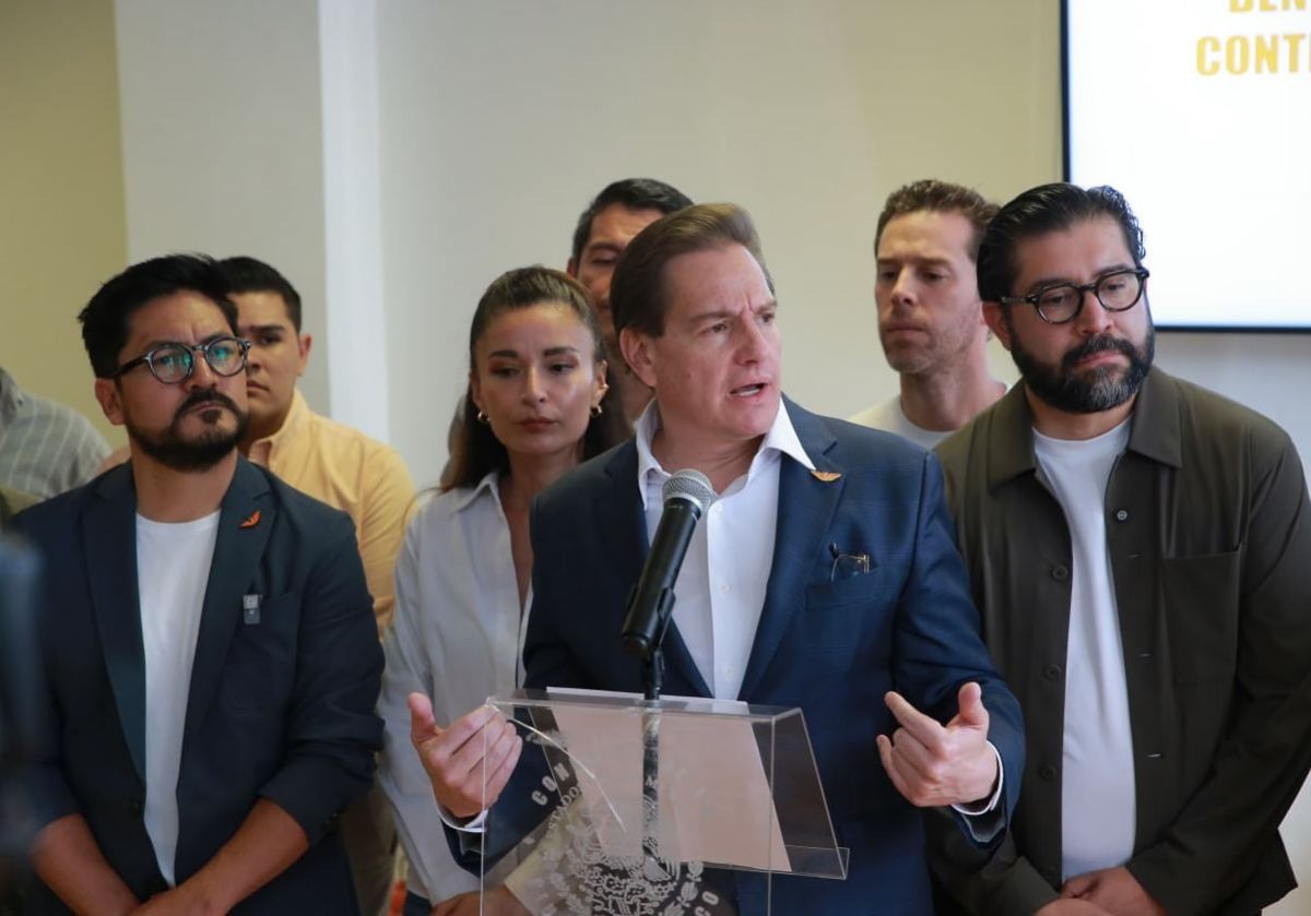 movimiento-ciudadano-presenta-queja-ante-la-contraloria-por-el-repintado-morado-en-la-cdmx