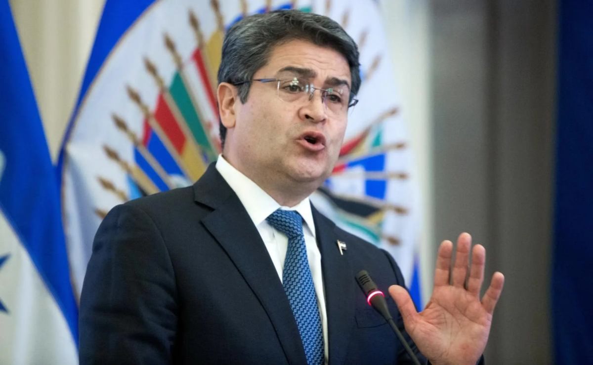 Juan Orlando Hernández enfrentará en libertad proceso por lavado y fraude en Honduras
