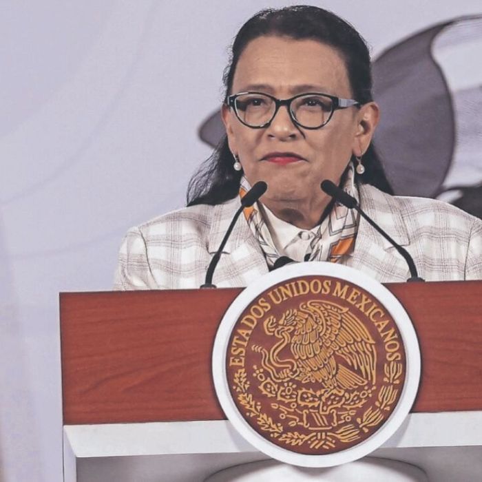 A puerta cerrada, Rosa Icela Rodríguez comparece ante la Jucopo del Senado