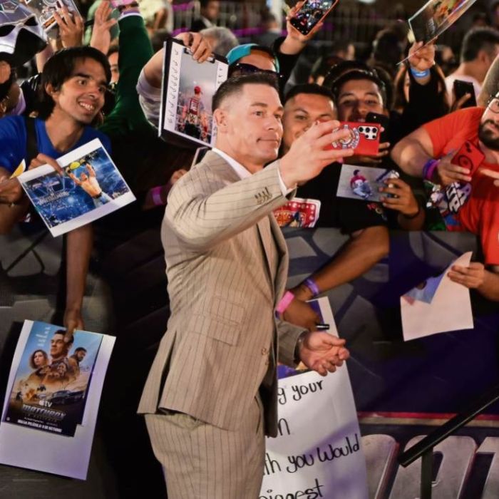 John Cena conquista a sus fans en México durante la promoción de “Matchbox”