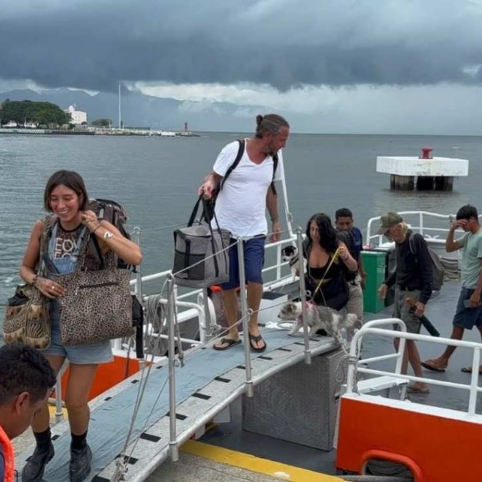 Marina evacúa a 76 personas de Quimixto y Yelapa ante llegada del huracán Simón