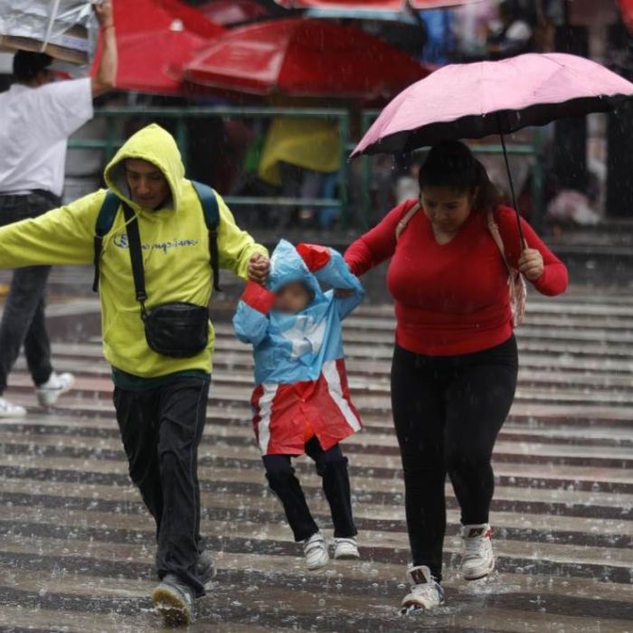 Prevén lluvias fuertes y temperaturas de hasta 22 grados este lunes en CDMX