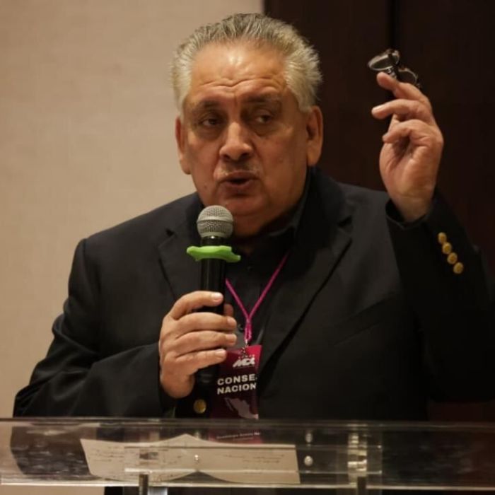 Acosta Naranjo afirma que las 17 candidaturas de Morena se decidieron desde Palenque