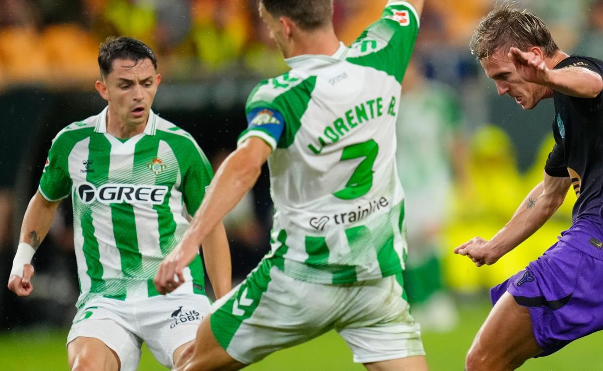 alvaro-fidalgo-suma-minutos-en-la-goleada-del-barcelona-sobre-el-betis