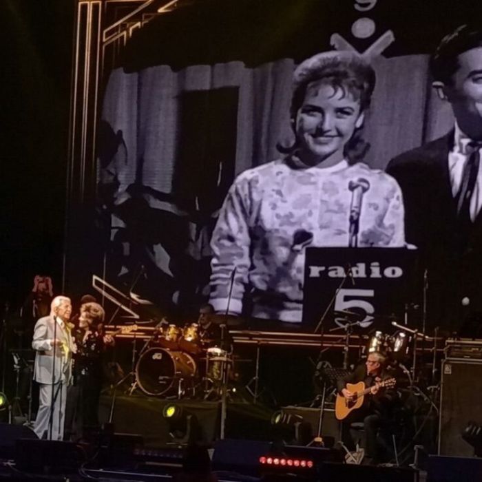 Angélica María y Enrique Guzmán anuncian nueva fecha de su gira de despedida