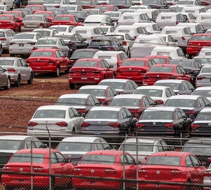 Cárteles mexicanos usan autos de alquiler robados en EU para formar flotas de lujo