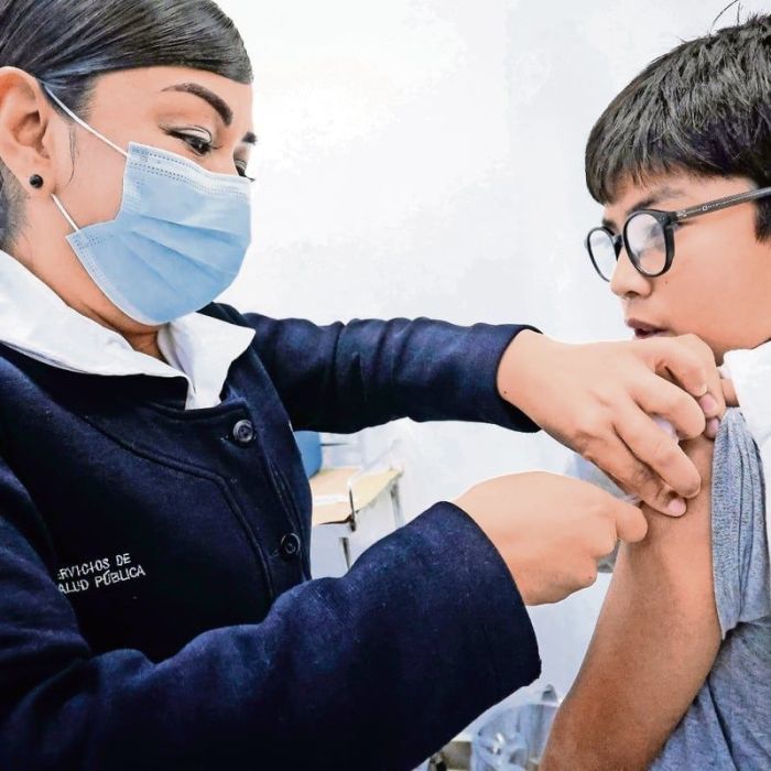 CDMX dispone de 4.8 millones de vacunas para la temporada invernal 2026