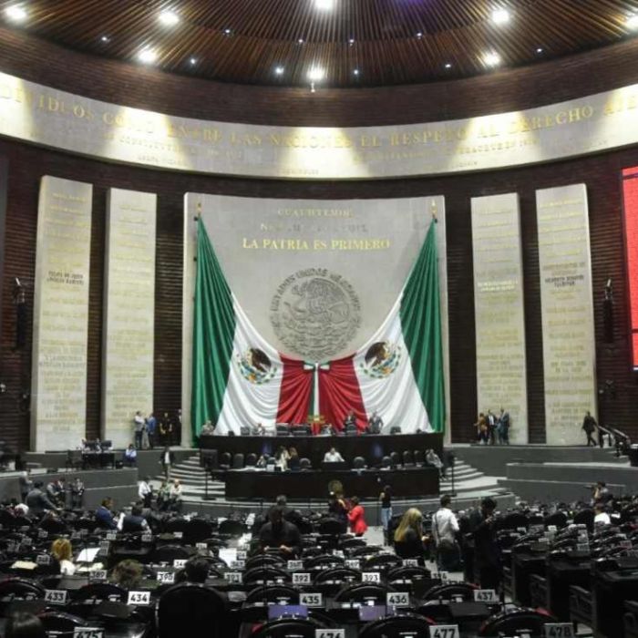 Diputados aprueban en lo general aumento a tarifas para visitantes extranjeros en México