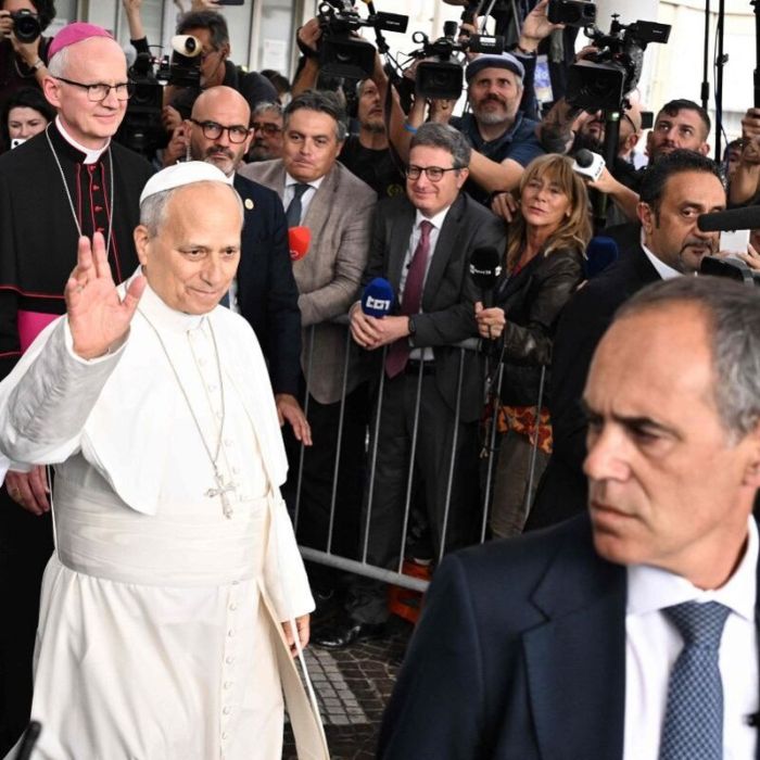 El papa León XIV deja el hospital Gemelli tras cirugía por cáncer de pulmón