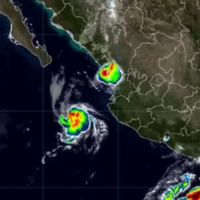 Huracán Simon y tormenta tropical Trudy mantendrán lluvias en varias entidades de México