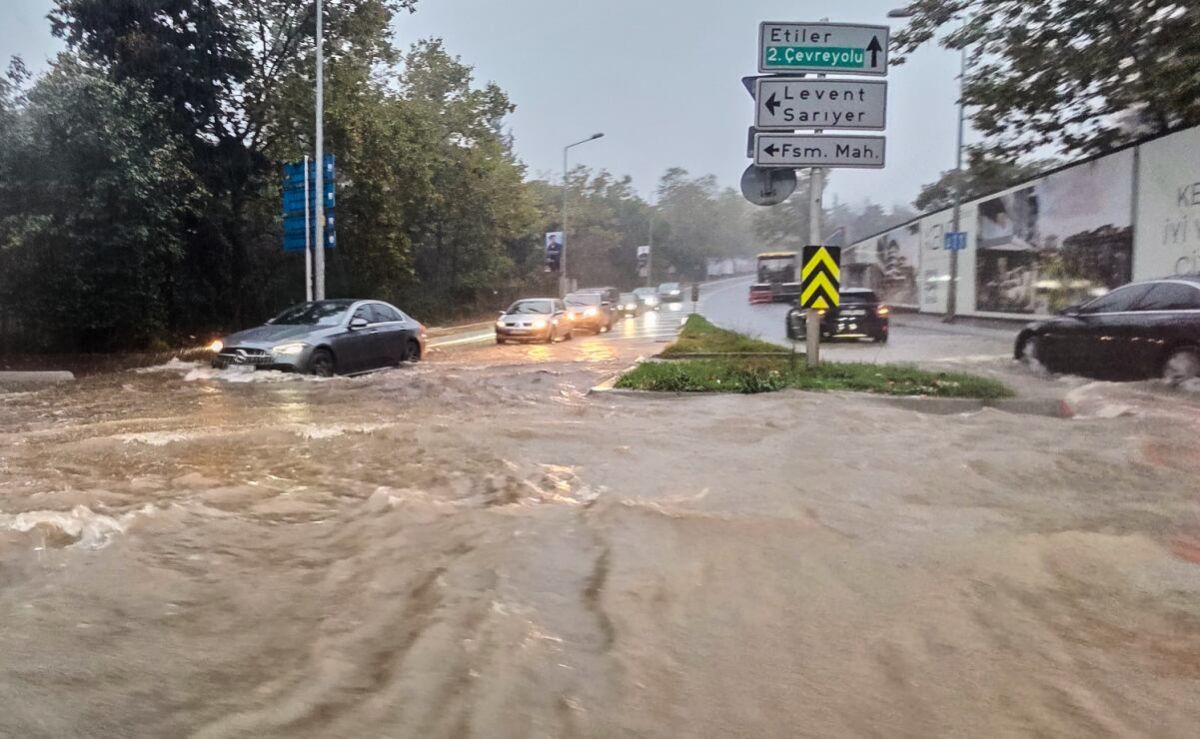 inundaciones-en-estambul-dejan-cuatro-muertos-y-son-las-peores-en-mas-de-80-anos