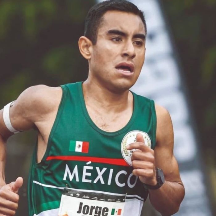Jorge Luis Cruz rompe en Chicago el récord mexicano de maratón tras 31 años