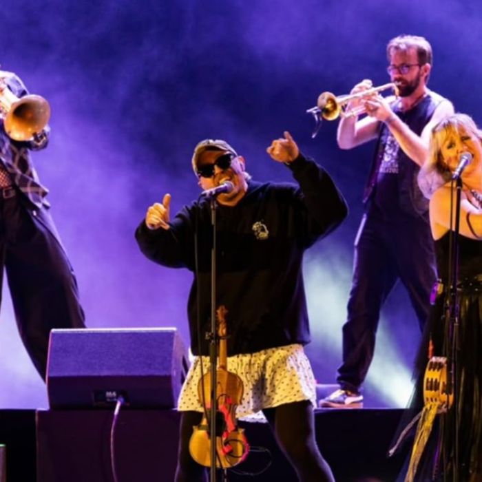 Lemon Bucket Orkestra hace bailar a la Alhóndiga de Granaditas en el Cervantino