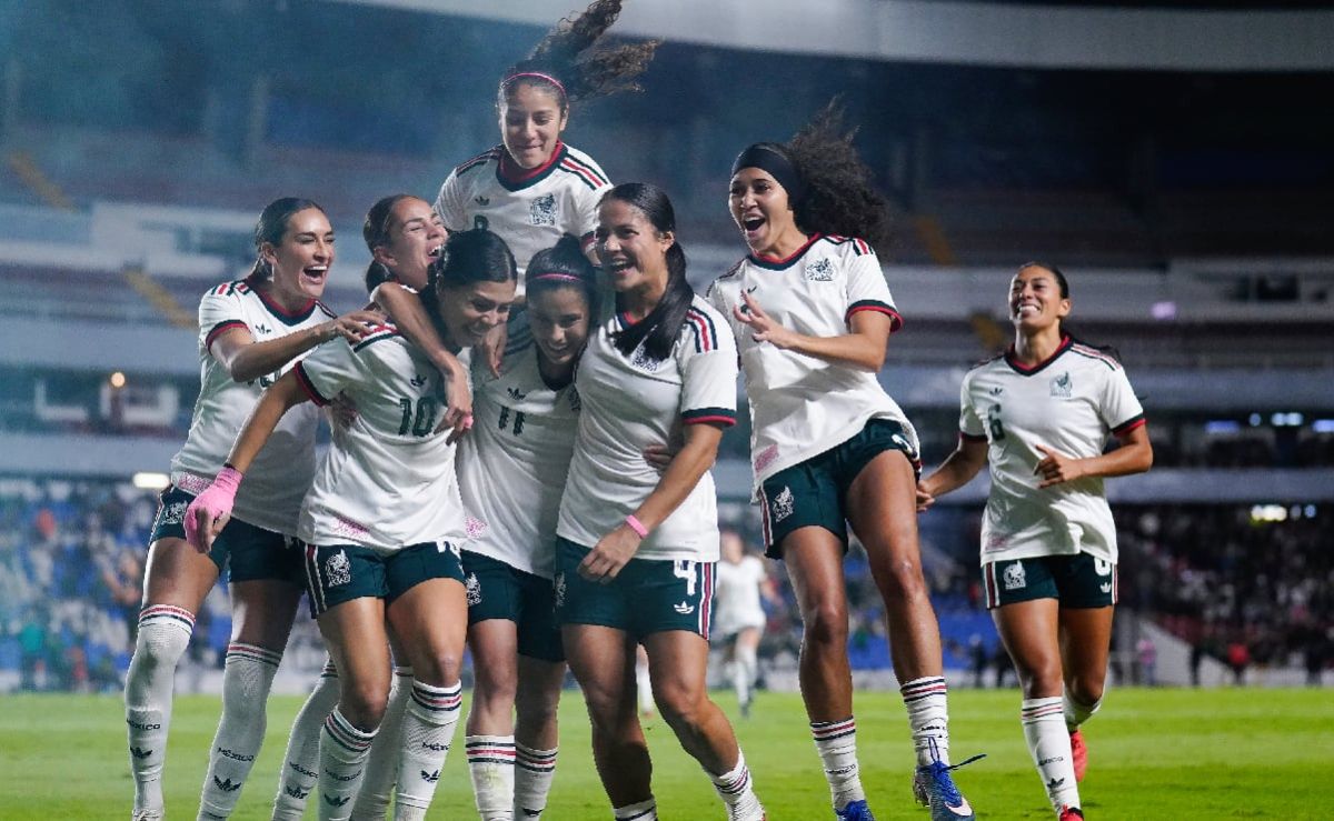 mexico-femenil-vence-3-1-a-jamaica-ante-mas-de-22-mil-aficionados-en-queretaro