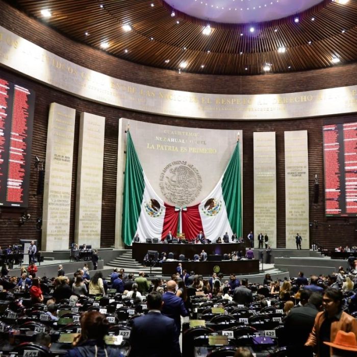 Morena propone analizar el impacto de la IA en el empleo formal y proteger a trabajadores