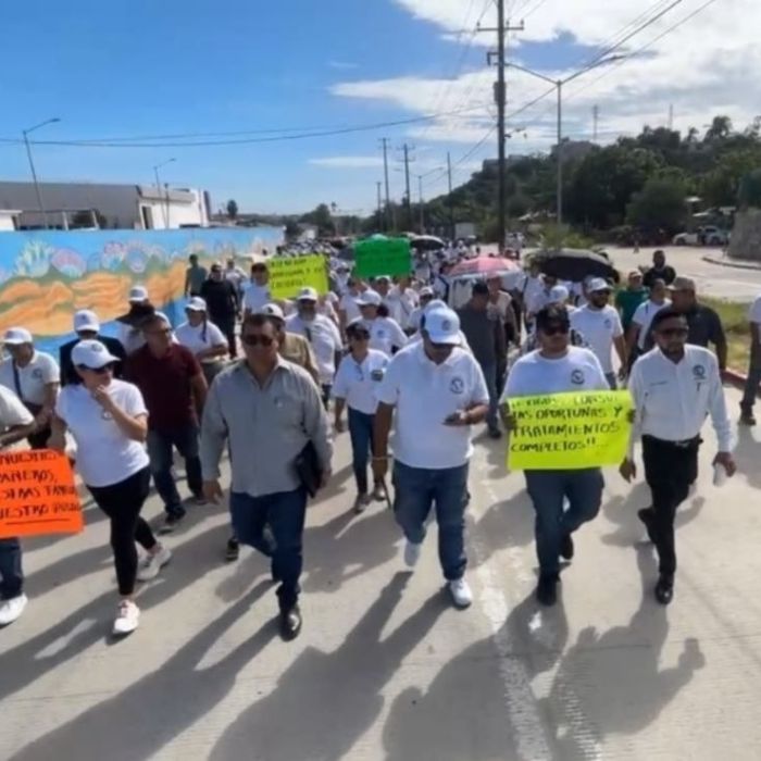 Protestan contra carencias del ISSSTE en San José del Cabo y exigen mesa de trabajo