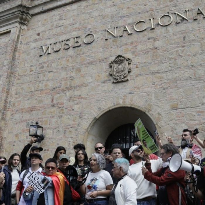 Retiran más de 30 piezas del Museo Nacional de Colombia vinculadas con feminismo, diversidad y paz