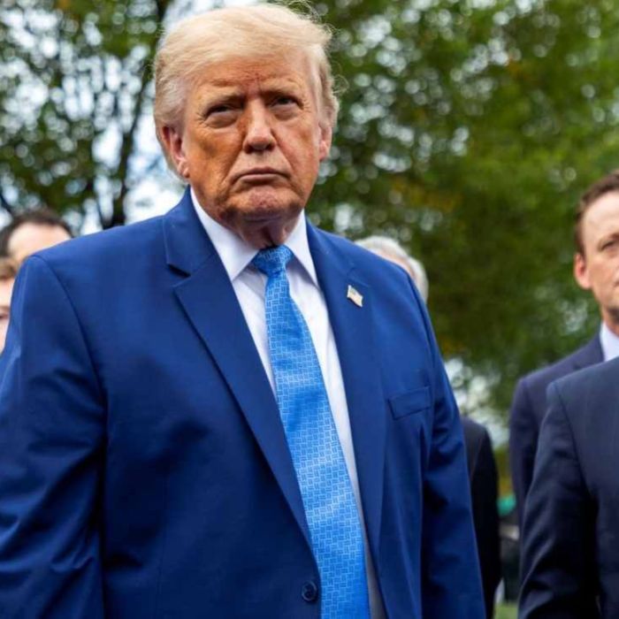 Trump vuelve a vincular a inmigrantes con delitos durante mitin en Kentucky